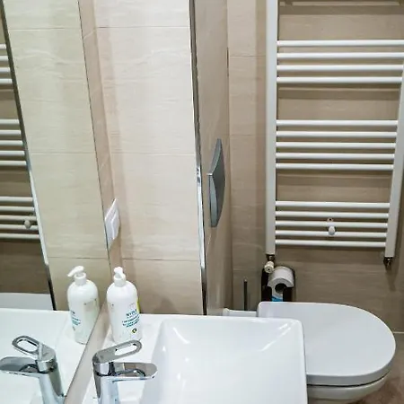 Апартаменти Apartament21 Брашов